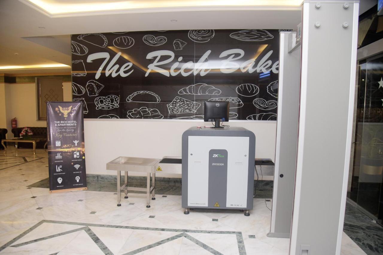 The Rich Hotel & Apartments Lahore Eksteriør bilde