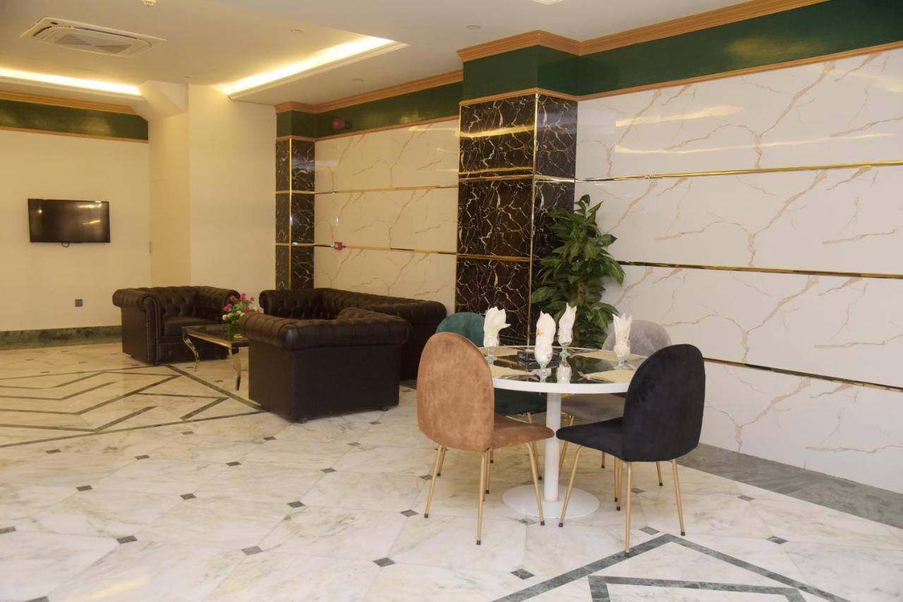 The Rich Hotel & Apartments Lahore Eksteriør bilde